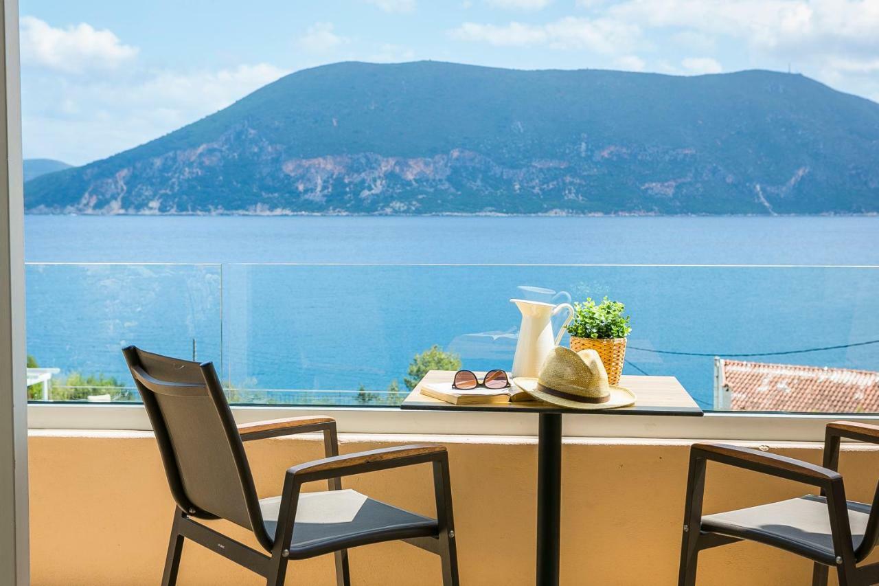 Martini Waterfront Suites فيسكاردو المظهر الخارجي الصورة