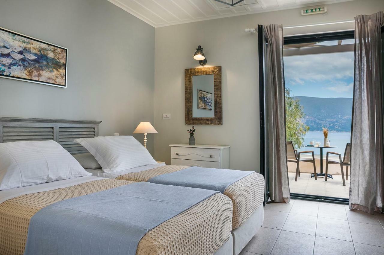 Martini Waterfront Suites فيسكاردو المظهر الخارجي الصورة