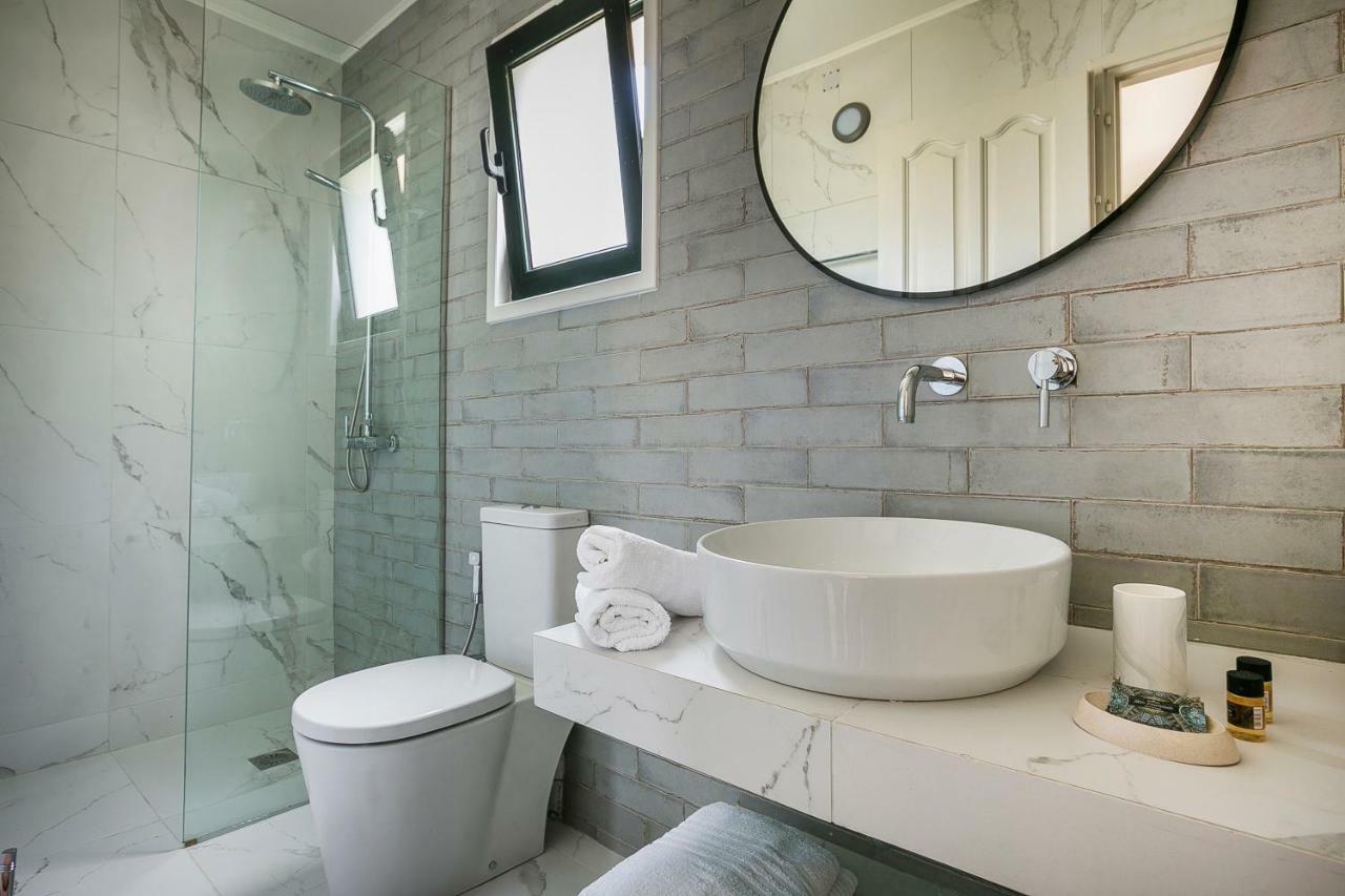 Martini Waterfront Suites فيسكاردو المظهر الخارجي الصورة