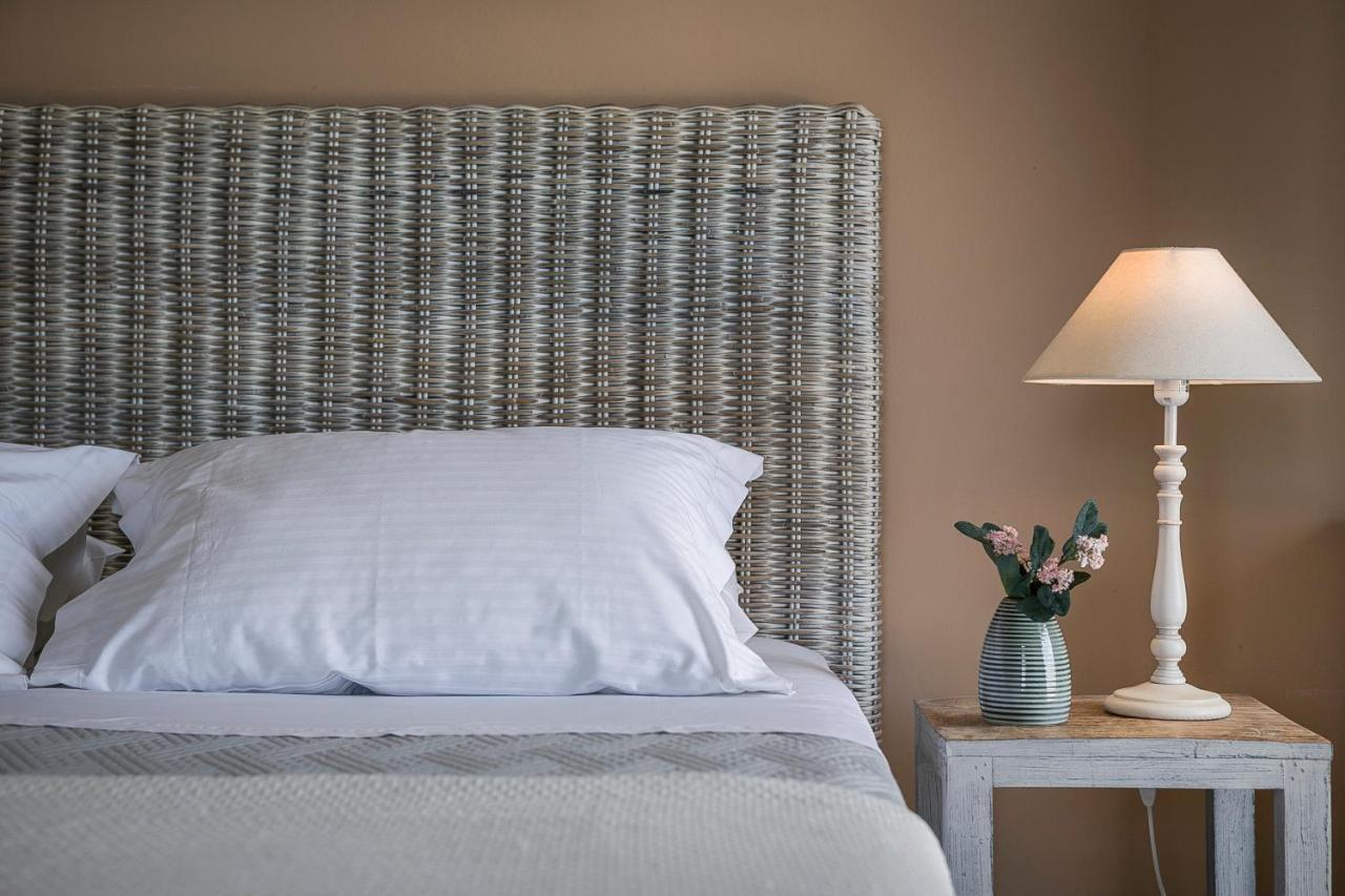 Martini Waterfront Suites فيسكاردو المظهر الخارجي الصورة
