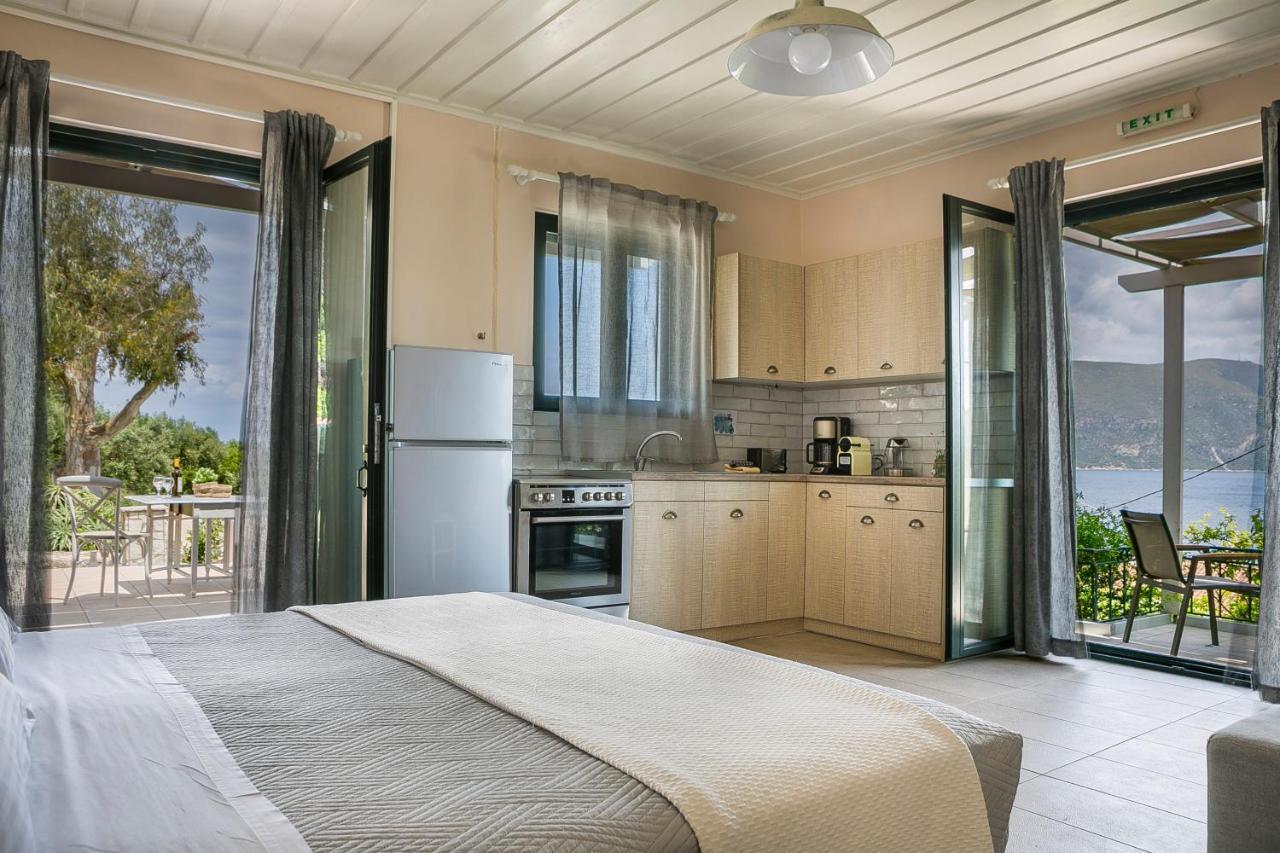 Martini Waterfront Suites فيسكاردو المظهر الخارجي الصورة